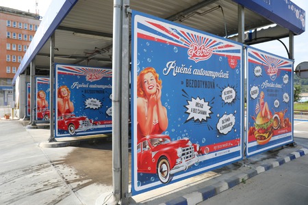 Car wrap